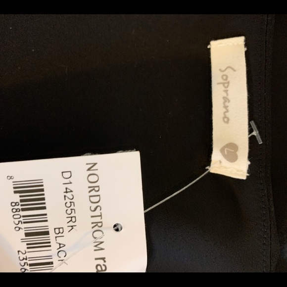 - Soprano Black Dress! Button up sleeve! Size Large - Picture 7 of 8